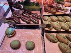 抹茶Q芯盐面包-巴黎贝甜(凯德MALL望京店)