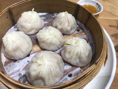 弄堂小笼包-弄堂咪道-饭香·面香·馄饨香(兴梅店)