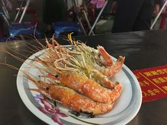 -六合夜市