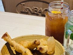 两只牛蛙四条腿-LENBACH兰巴赫西餐啤酒坊(大连东港店)