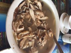 心圆小吃-心园餐厅·地道传统云南菜·三十年老店