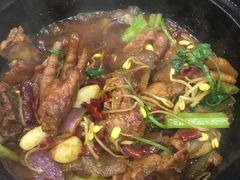 -鱼众不同·鸡公煲·烤全鱼(国顺路店)