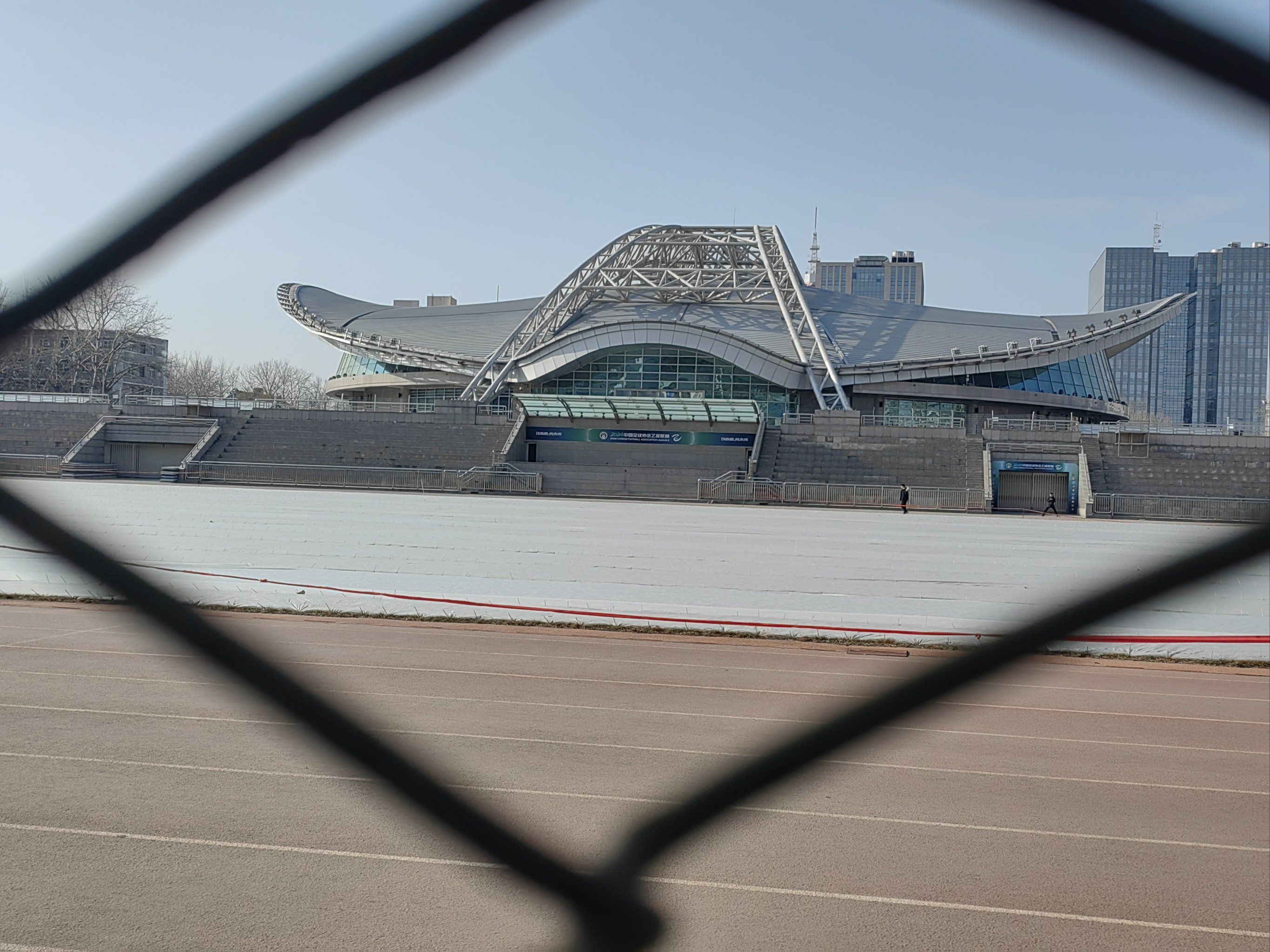 一家新疆菜,不错的还,挺实惠