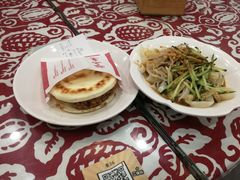 -秦香陕西食府(华贸天地店)