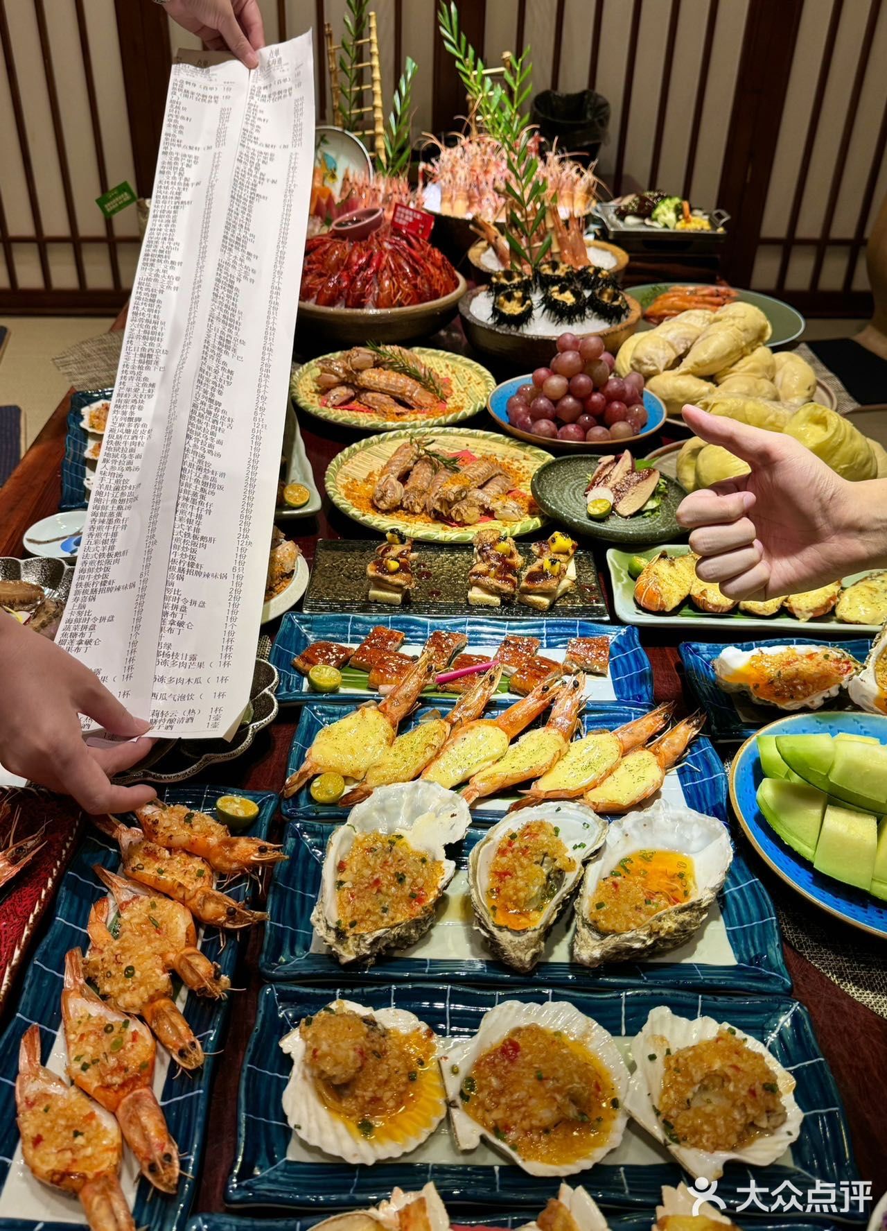 武汉！！吃三口就能回本的自助餐！！