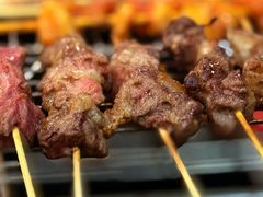 -哈尔滨小酒馆·鲜肉现穿自助烧烤(康新花园店)