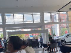 -上海冠松上汽大众4S店