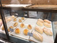 -奈雪的茶(湖滨银泰in77C区PRO店)