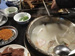 -山地居烤全羊·柴火鸡(大坪-半山公馆店)
