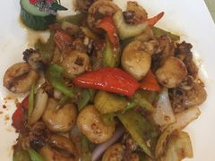 酱爆墨鱼仔-骏丰酒楼(黄编店)