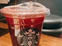 -星巴克臻选(南京金茂览秀城店)