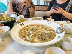 -渔语鱼新川菜Bistro(万象天地店)
