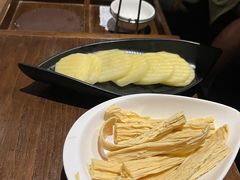 -快乐小羊·内蒙牛羊肉火锅(流花中心店)
