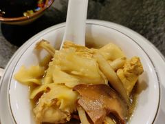 -阿山卓·野生菌火锅·纳西火塘烤肉