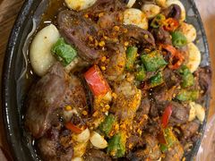 -老东镇啤酒屋海鲜加工·蒸汽海鲜·海鲜烧烤(台东店)