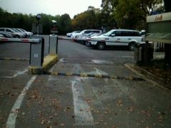 -东方假日田园-停车场