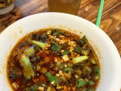 -乡土特色.冷锅鱼.牦牛肉汤锅