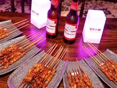 -马路牙子烧烤音乐酒馆(望京店)