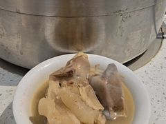 -肥仔文澳门猪骨煲(南京西路店)