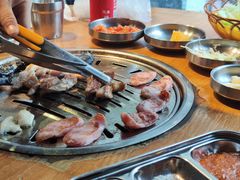 -缸桶屋韩国料理·全程帮烤(泰禾店)