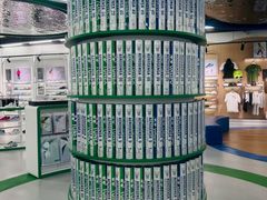 -YONEX苗江运动城(源深店)