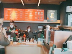 -星巴克(广州南站A18检票口楼上)