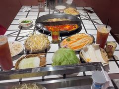 -朱光玉火锅馆(小寨原力场店)