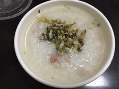 酸菜脆笋鸡肉粥-麦当劳(十字街店)