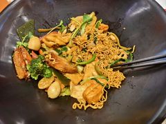 -醉人椒麻辣香锅(王府井喜悦店)