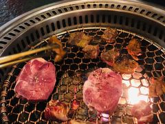 -炙忧烤肉屋(中国铁建广场店)