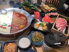 -湊湊火锅·茶憩(上海合生汇店)