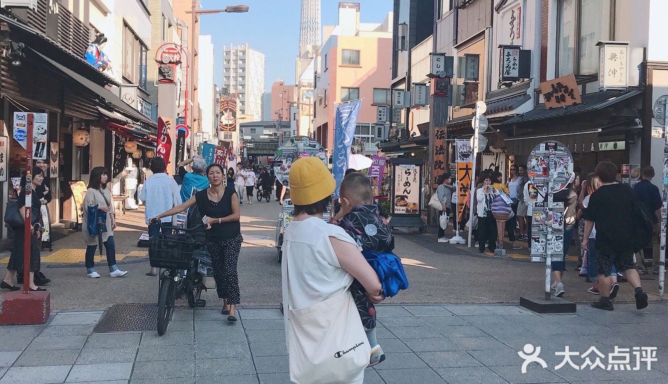 我记得是绑在了边上，然后让它化解
