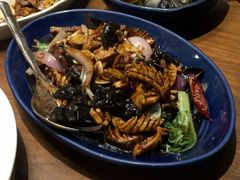 风味糊辣猪腰花-君悦酒店·1881·北京烤鸭