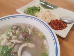 -岳记羊肠馆(陵园小区店)
