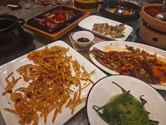 -莲餐厅·湖北菜·潜江小龙虾店(愚园路店)