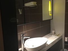 -路客HOTELS酒店(广州东站林和西地铁站店)