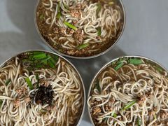 -正宗杨记普洱酸醋米线(总店)