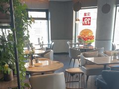 -必胜客(漕宝路店)