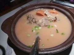 -小凤庭·地道湖北菜武昌鱼·藕汤(38年黄鹤楼店)
