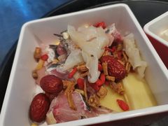 -马家斑.鲜鱼火锅(松湖万科店)