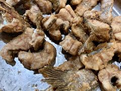 -肖肖酸萝卜鱼火锅(总店)