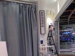 -方快PLUS照相馆(上海中环百联店)