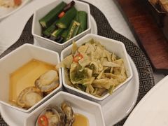 -品海楼·大连海胆锅贴馆(东港店)