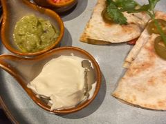 墨西哥风味香浓芝士鸡肉薄饼-blue frog蓝蛙(长泰广场店)