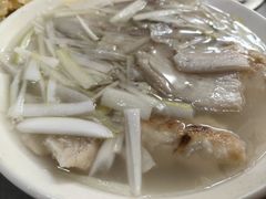 -金卯白肉罩火烧