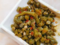 酸豆角-卓雅桂林米粉