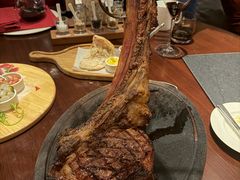 -恰餐厅及酒吧 CHAR Bar & Grill (北京丽都皇冠假日店)