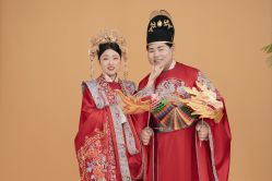 -苏菲雅婚纱摄影(宝应店)