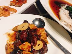 黑椒葱爆牛肉粒-杭州西子湖四季酒店·金沙厅