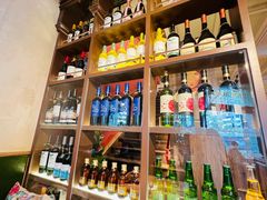 -玛格萝妮比萨屋(陆家浜路店)
